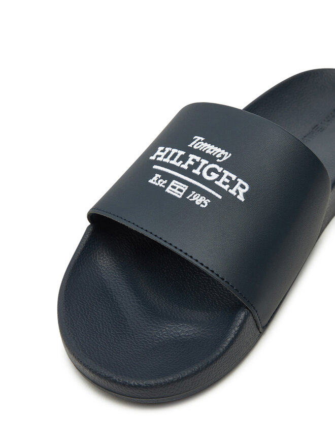 Tommy Hilfiger Šľapky Tommy Hilfiger Embroid Hilfiger 85 Pool Slide FM0FM05342 Tmavomodrá