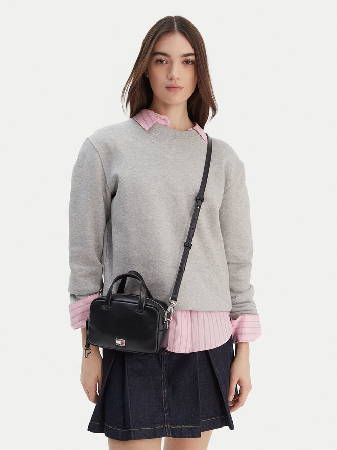 Tommy Jeans Handtasche Tommy Jeans Tjw City Trunk Crossover AW0AW18084 Schwarz