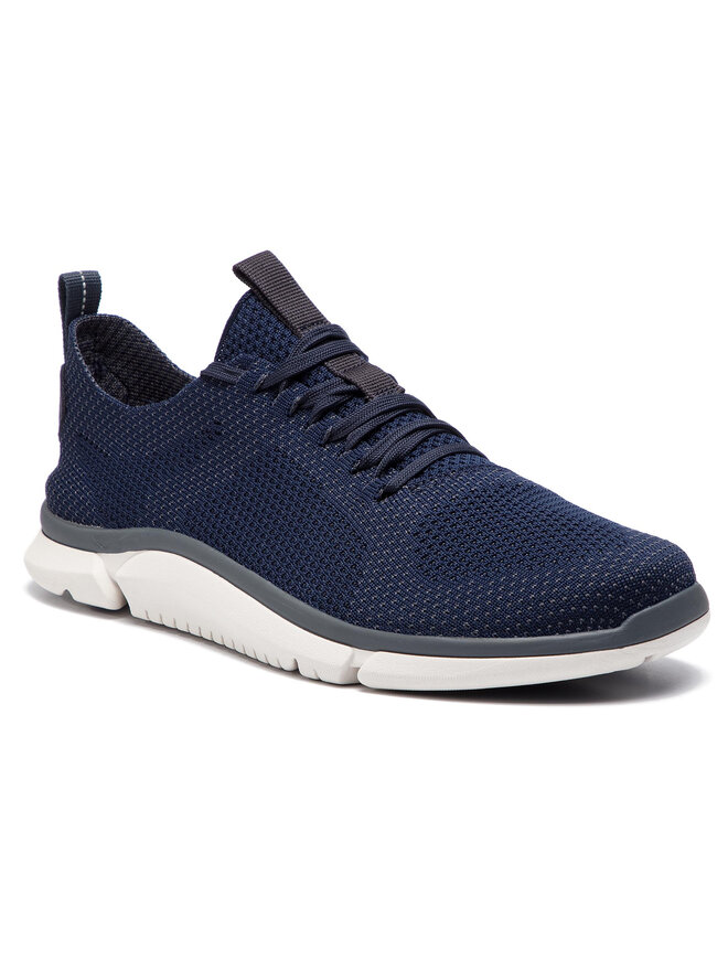Clarks triken run cheap