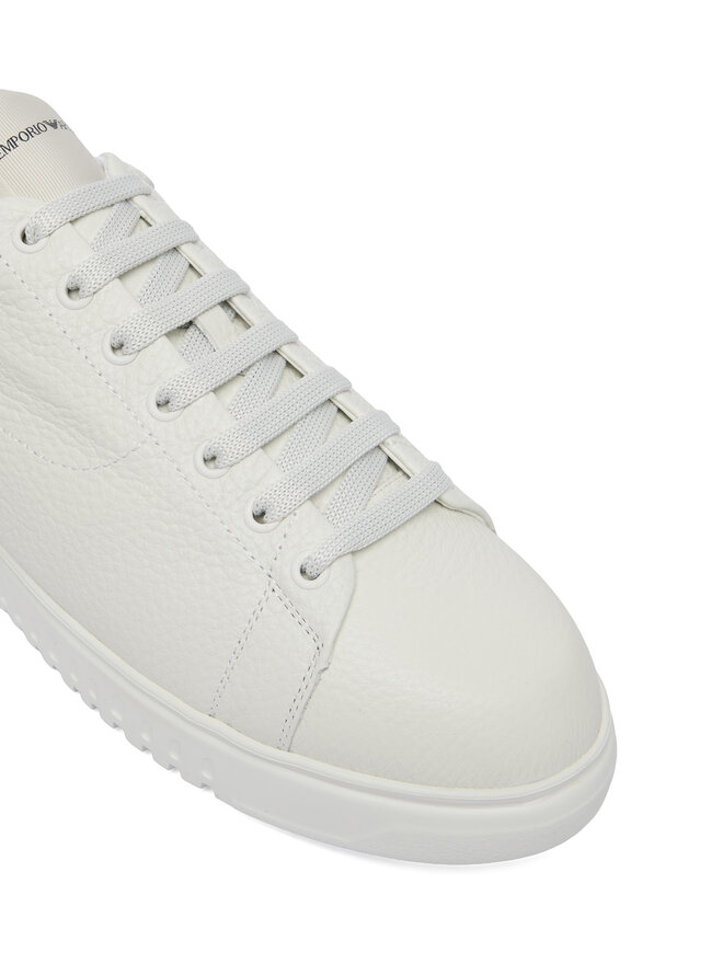 Emporio Armani Снікерcи Emporio Armani EM003663 AF19999 U0001 Білий