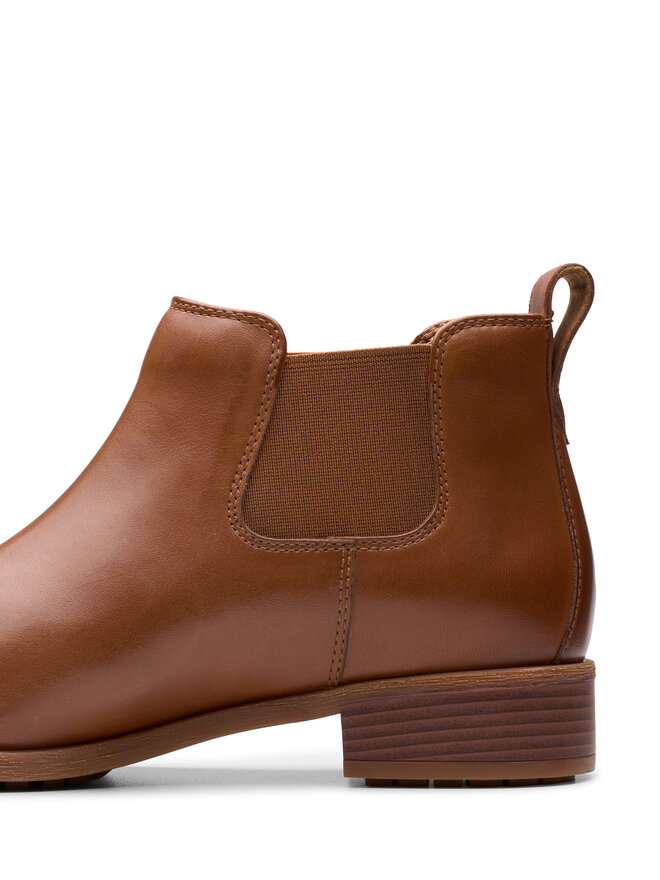 Clarks Боти тип челси Clarks Havisham Top 26178718 Кафяв