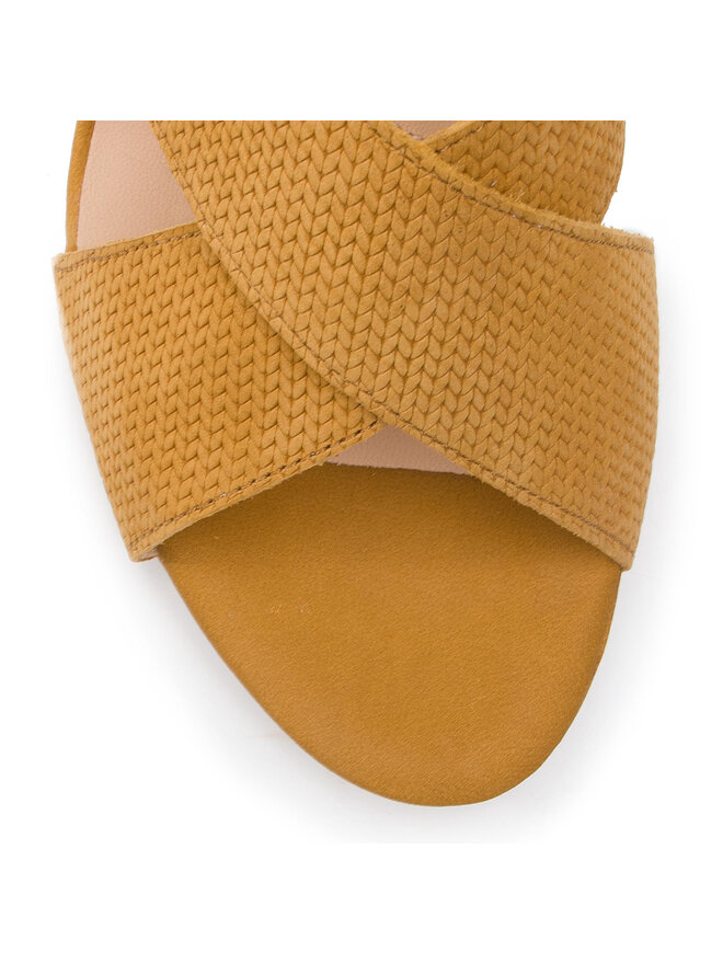 Dalia lotus clarks deals