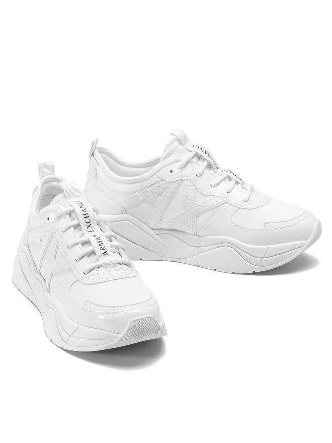 Armani Exchange Sneakersy Armani Exchange XDX039 XV311 00152 Biały