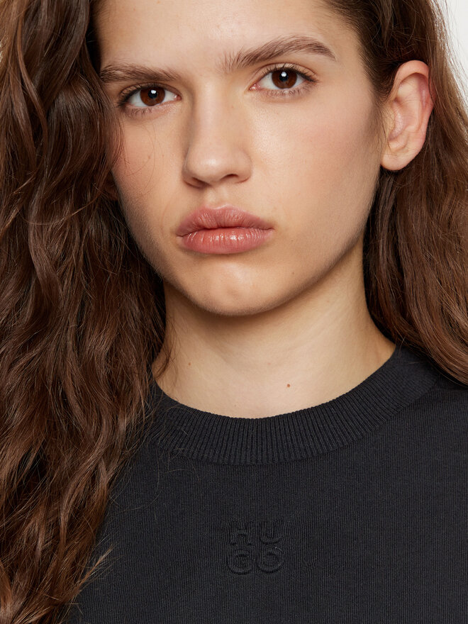 HUGO HUGO Majica Dewaja 50530453 Črna Oversize