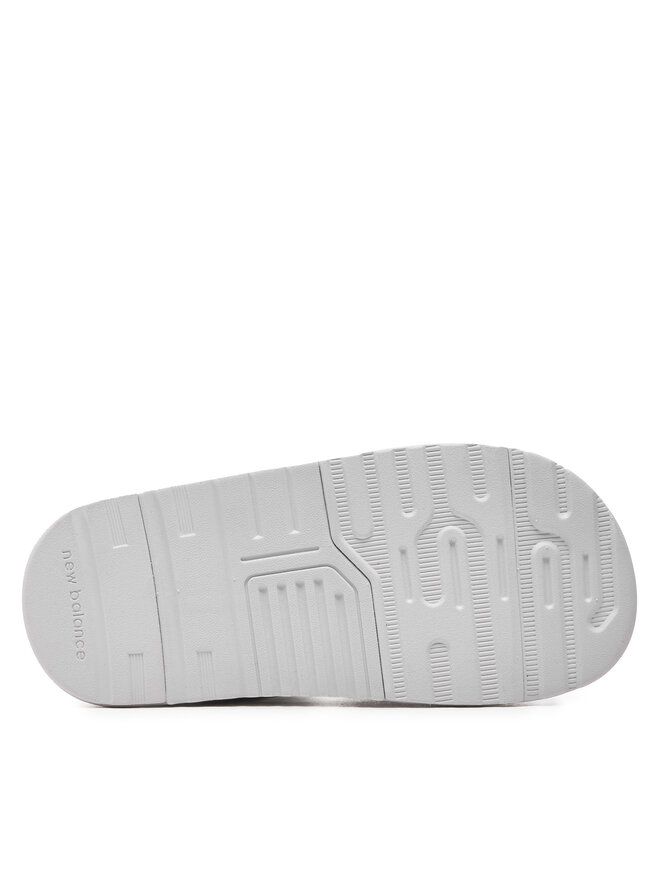 New Balance Sandalen New Balance SYA750J3 Schwarz