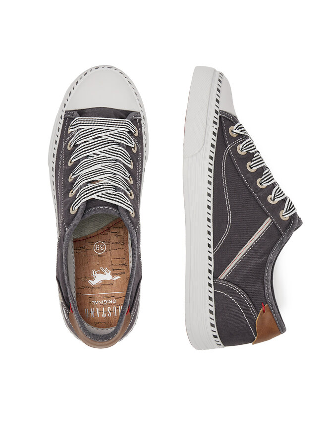Mustang Scarpe da ginnastica Mustang 1376-303 Nero