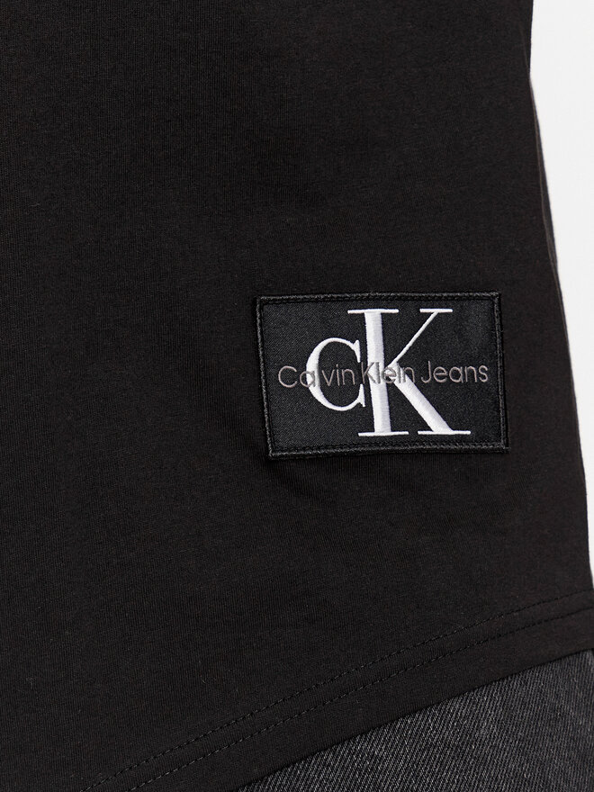 Calvin Klein Jeans Calvin Klein Jeans Camiseta J30J323482 Negro Regular Fit
