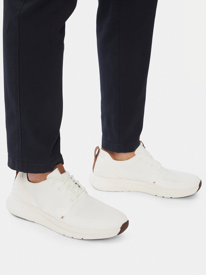 Clarks Снікерcи Clarks Motion Trek MX 26181985 Білий