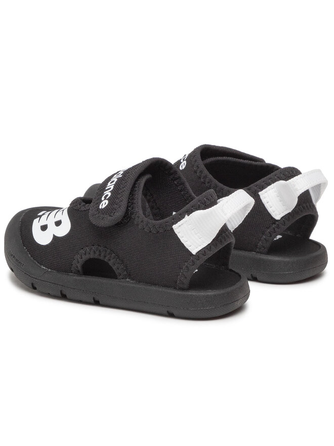 New Balance Sandały New Balance IOCRSRBK Czarny