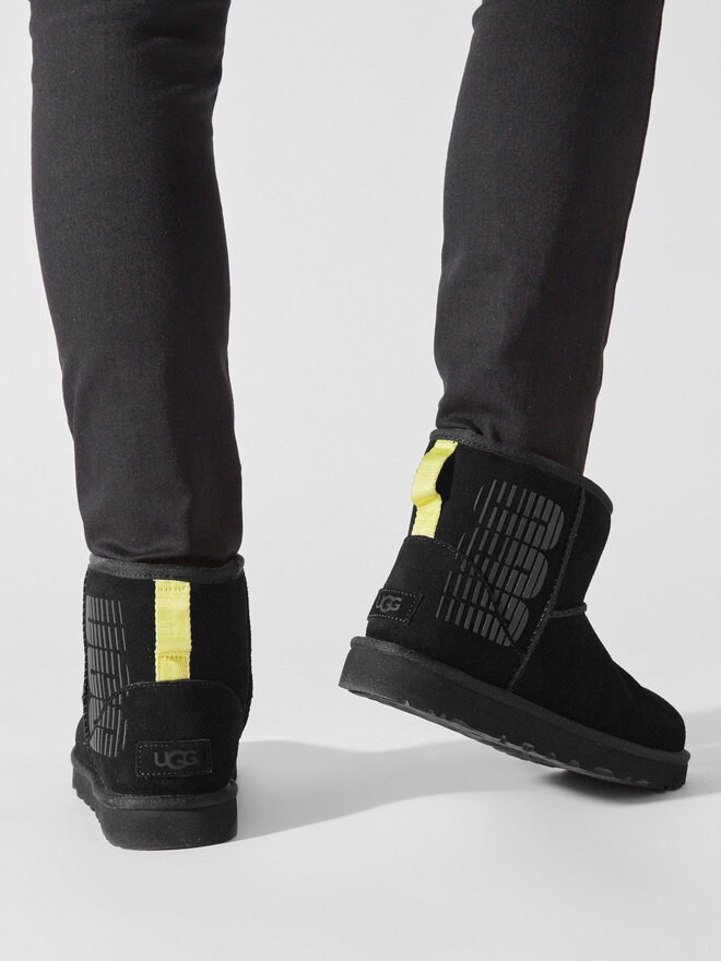 Ugg Μπότες Χιονιού Ugg W Classic Mini Ugg Side Logo 1144057 Μαύρο
