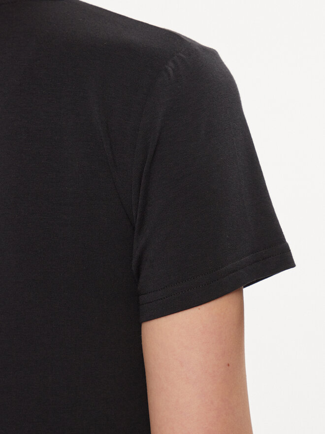 Guess Guess T-Shirt O4RM09 KBBU1 Schwarz Regular Fit