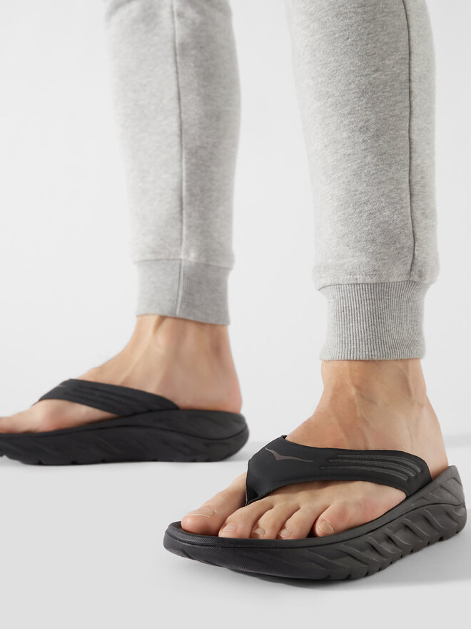 Hoka В'єтнамки Hoka Ora Recovery Flip 1099675 Чорний