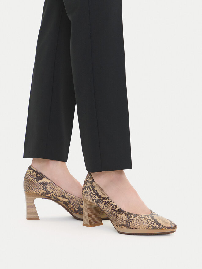 Hispanitas Scarpe basse Hispanitas HI254245 Nero