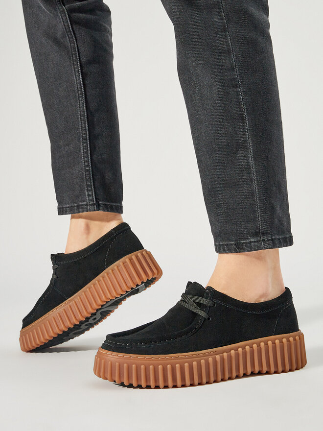Clarks Félcipő Clarks Torhill Bee 26172044 Fekete