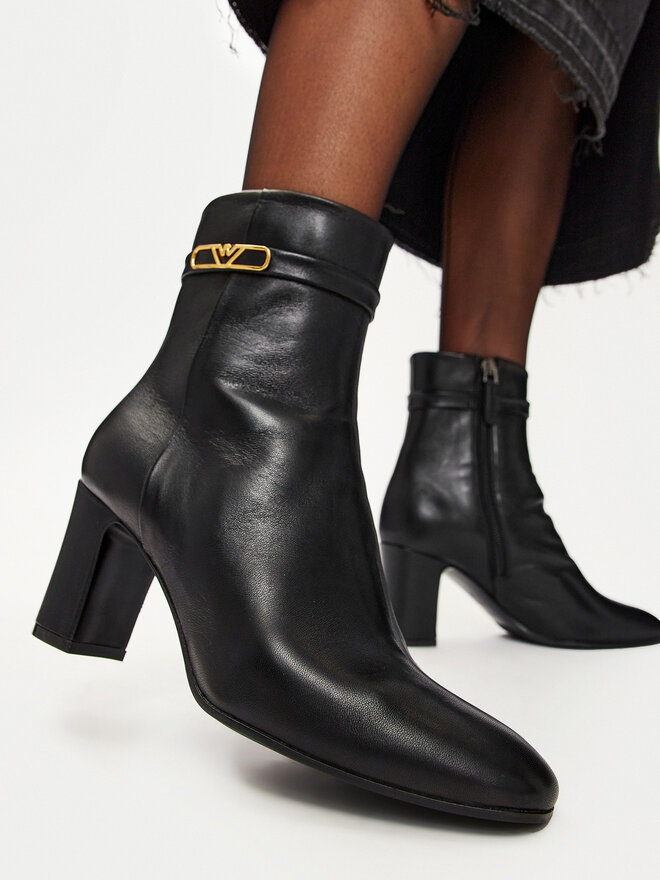 Emporio Armani Stiefeletten Emporio Armani X3N185 XF271 00002 Schwarz