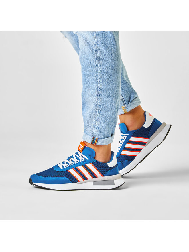 Adidas retro set hotsell