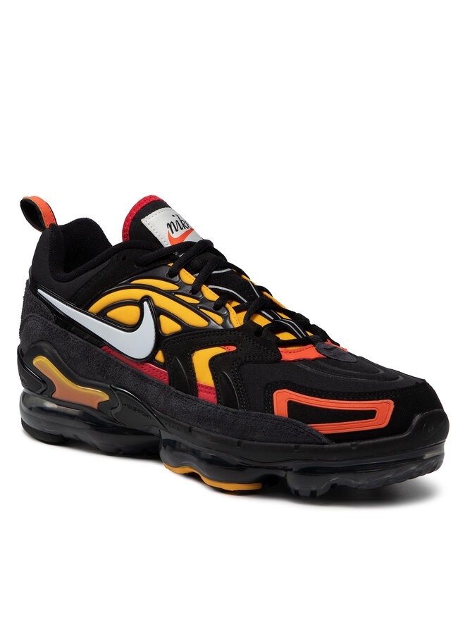 Black vapormax with orange bottom store