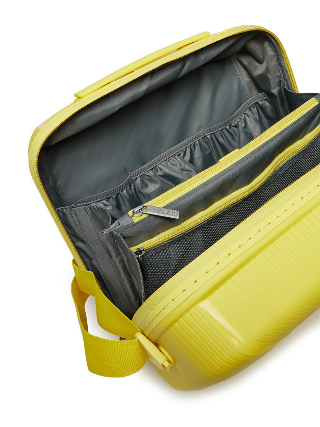 American Tourister Kuferek American Tourister Starvibe 146369-A031-1CNU Żółty