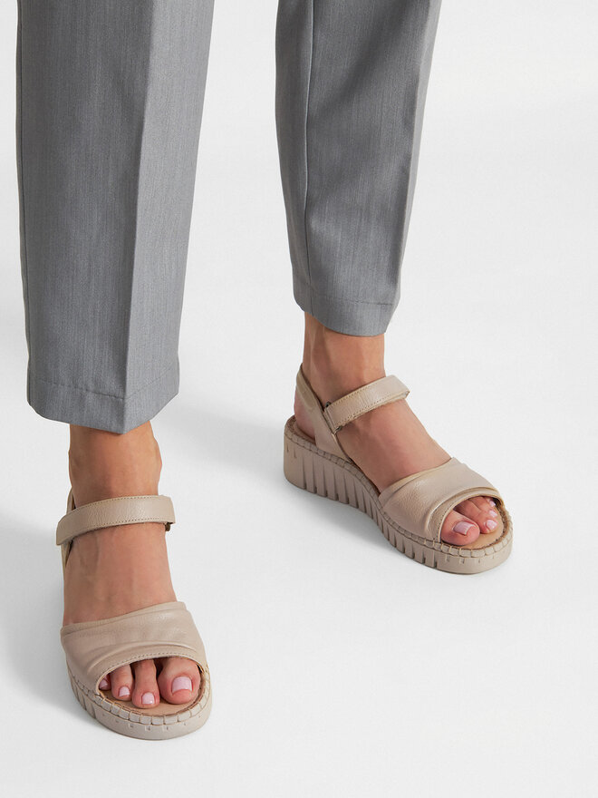 Lasocki Босоніжки Lasocki WB-BRIGITTE-07 Бежевий