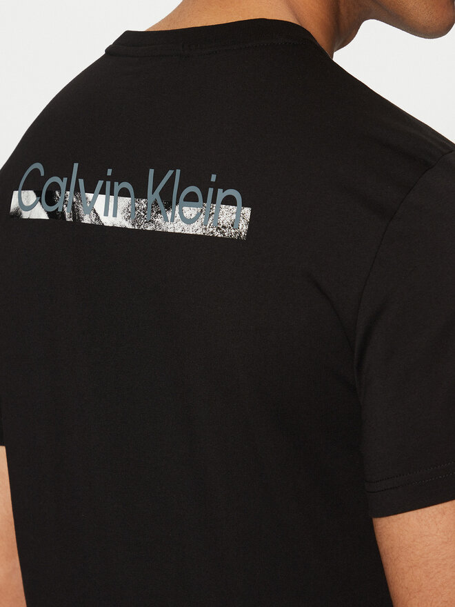 Calvin Klein Calvin Klein Футболка Graphic K10K113799 Чорний Regular Fit