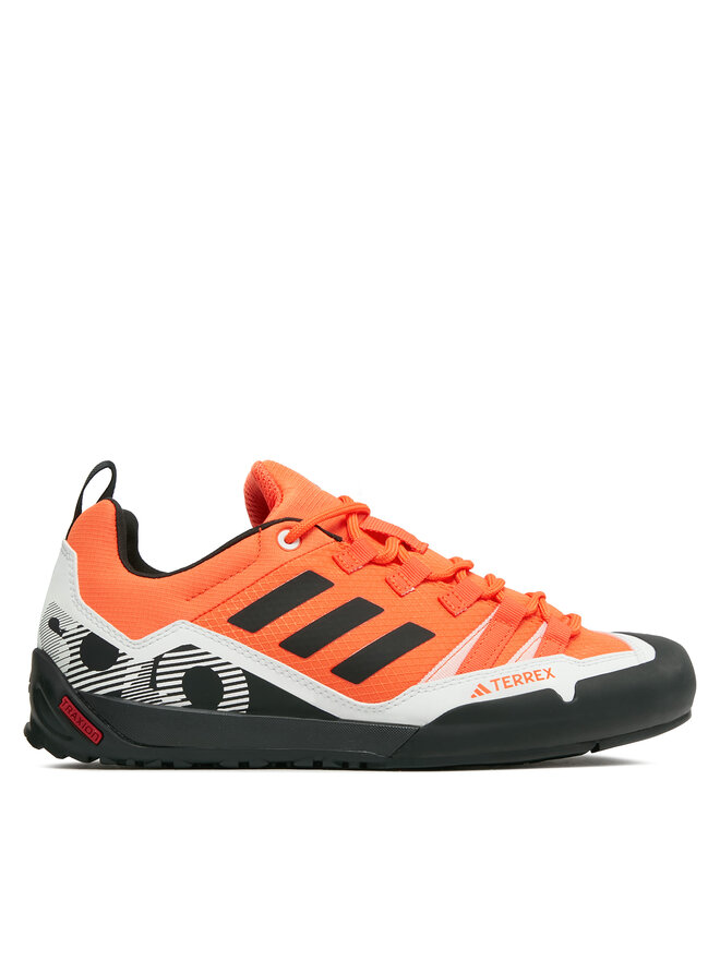 adidas Sneakersy adidas Terrex Swift Solo 2 IE6902 Pomarańczowy