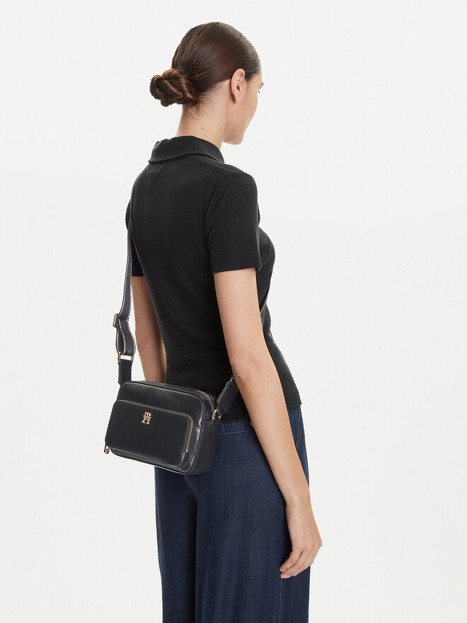 Tommy Hilfiger Дамска чанта Tommy Hilfiger Th Joy Camera Bag AW0AW16812 Черен