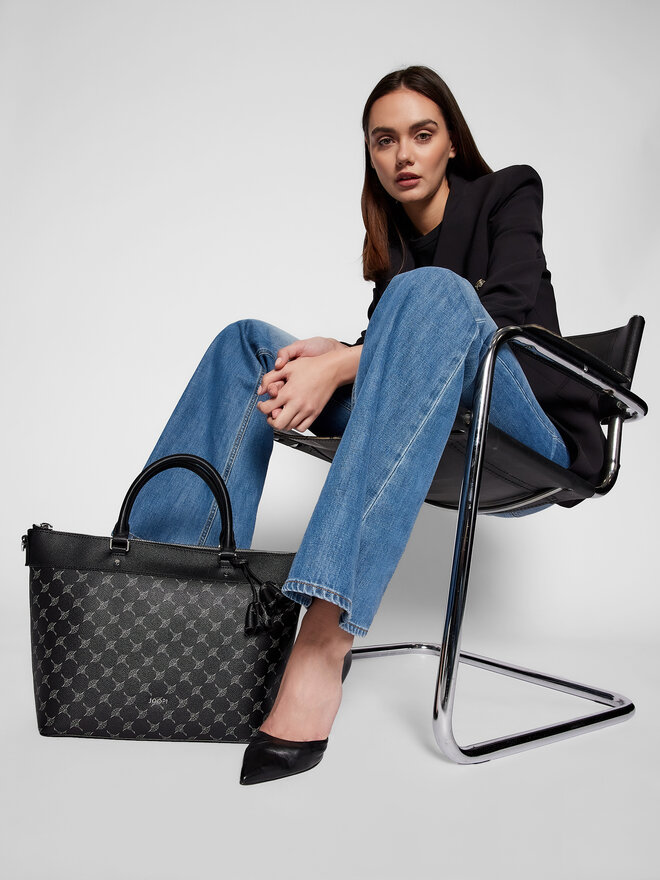JOOP! Geantă JOOP! Thoosa 4140005394 Negru