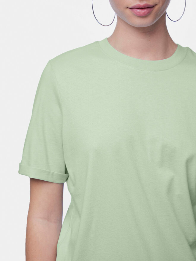 Pieces Pieces T-Shirt Ria 17086970 Grün Regular Fit