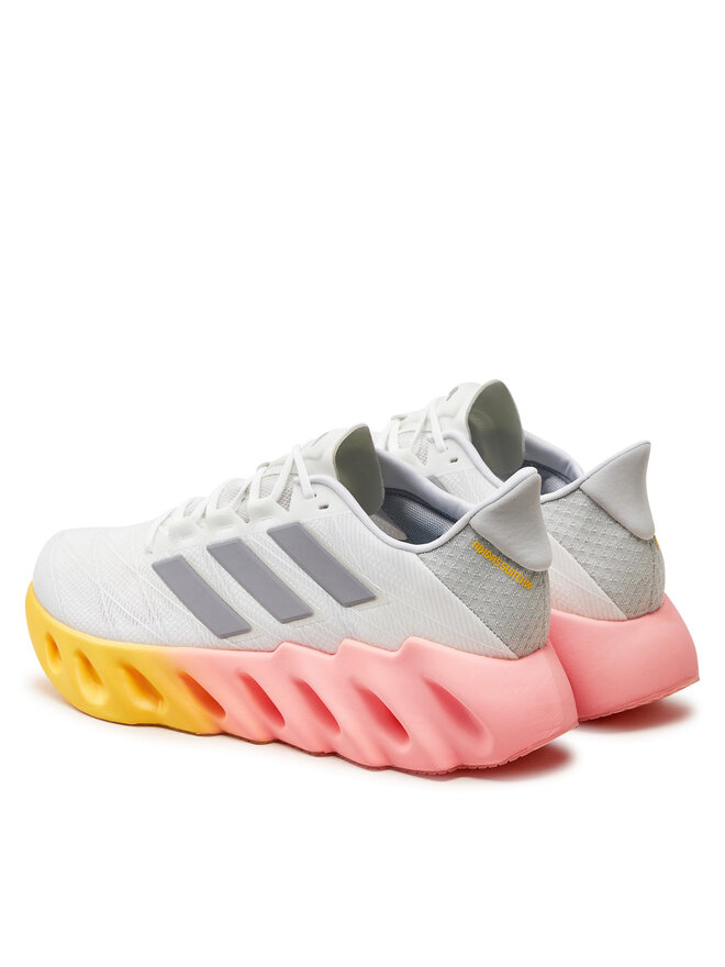 adidas Pantofi pentru alergare adidas Switch Fwd 2 ID0533 Alb