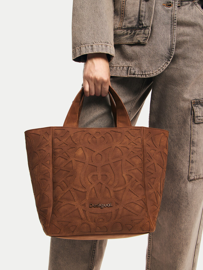 Desigual Handtasche Desigual Oasis Valdivia 24WAXP96 Braun