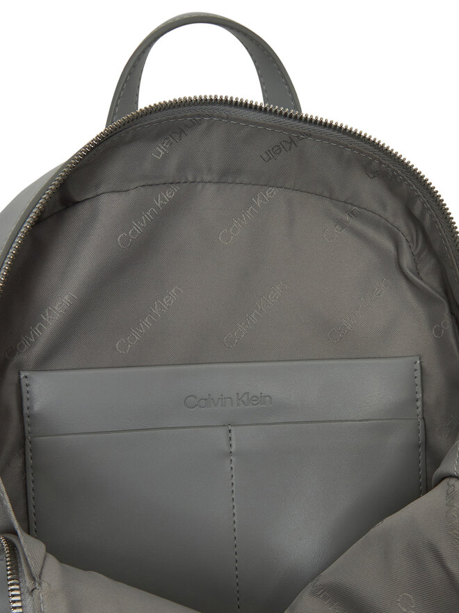 Calvin Klein Plecak Calvin Klein Embossed Calvin Round Backpack K60K613185 Szary