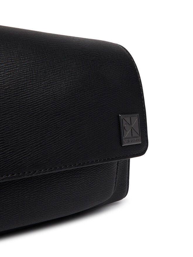 Calvin Klein Handtasche Calvin Klein Emblem Hw Small Slap Messenger LV04D3367G Schwarz