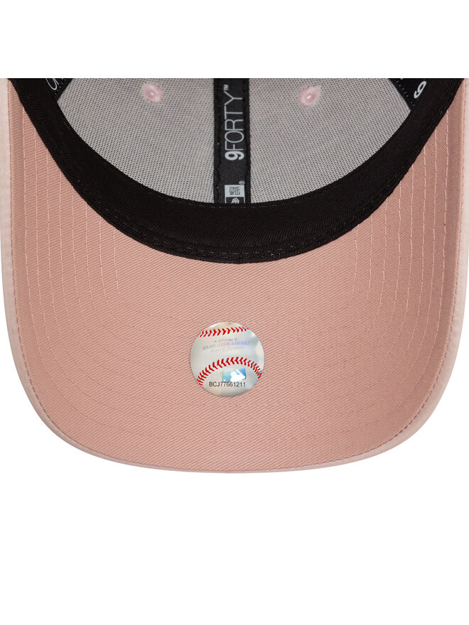 New Era Cap New Era New York Yankees Satin 9Forty 60595369 Rosa