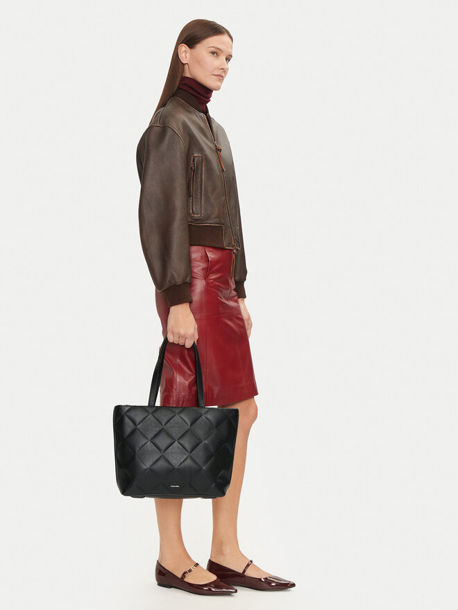 Calvin Klein Сумка Calvin Klein Diamond Quilt K60K612906 Чорний