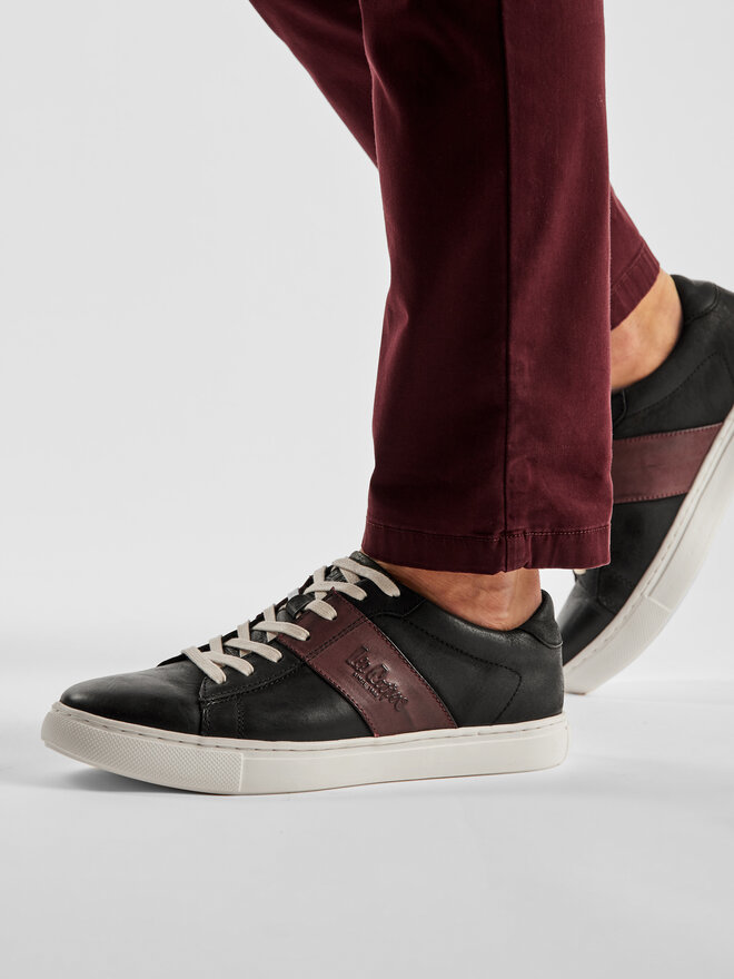 Lee Cooper Сникърси Lee Cooper LCJ-20-33-011A Черен