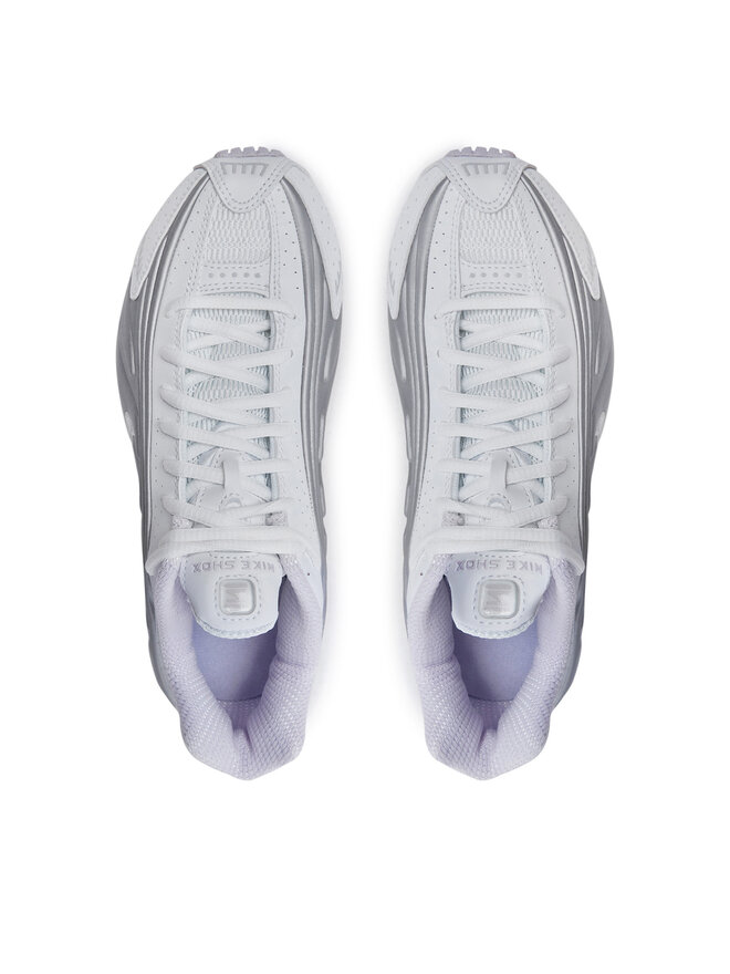 Nike Sneakersy Nike Shox R4 HF5076 100 Srebrny