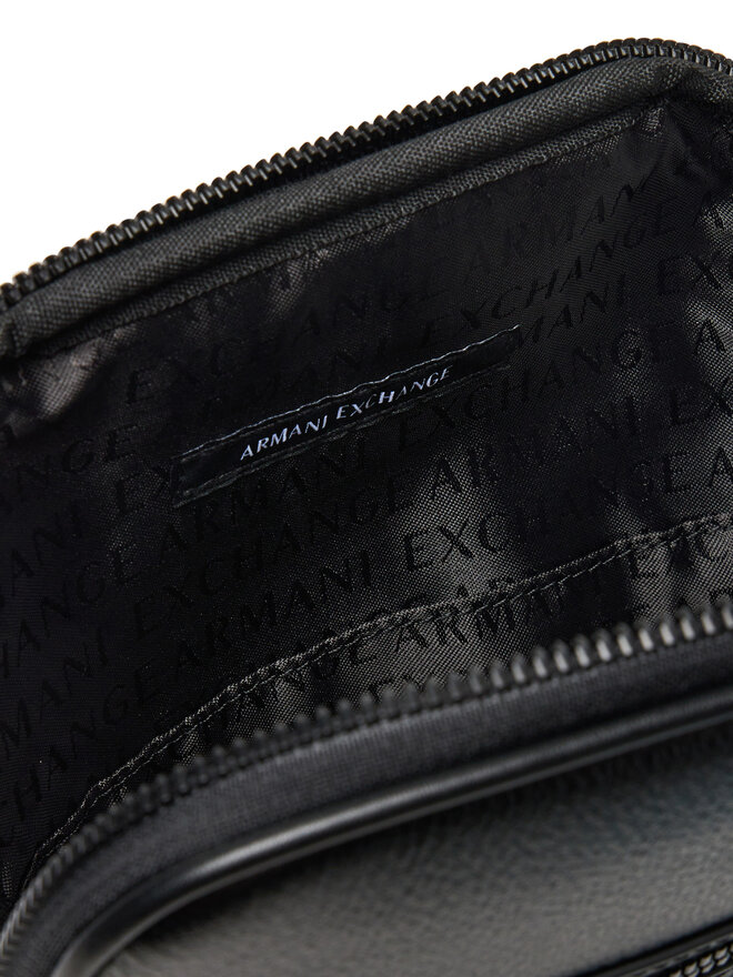 Armani Exchange Umhängetasche Armani Exchange XM001602 AF17205 MC105 Schwarz
