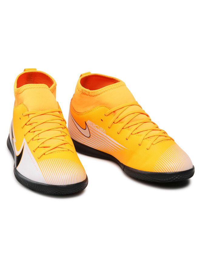 Nike Boty na fotball Nike Jr Superfly 7 Club Ic AT8153 801 Oranžová