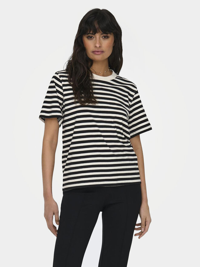 ONLY ONLY Marškinėliai Livina 15272227 Juoda Regular Fit