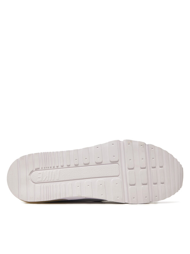 Nike air classic white store