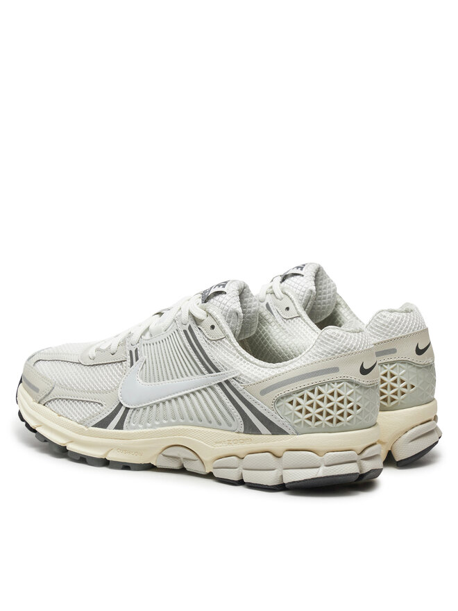 Nike Sneakersy Nike Zoom Vomero 5 HF0731 007 Szary