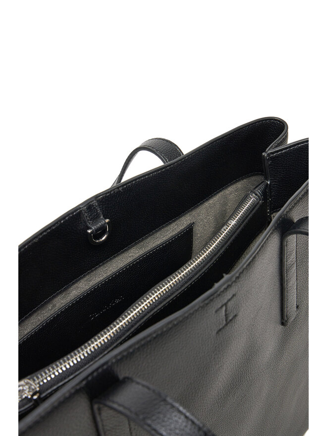 Calvin Klein Táska Calvin Klein Ck Plaque Medium Shopper K60K612782 Fekete