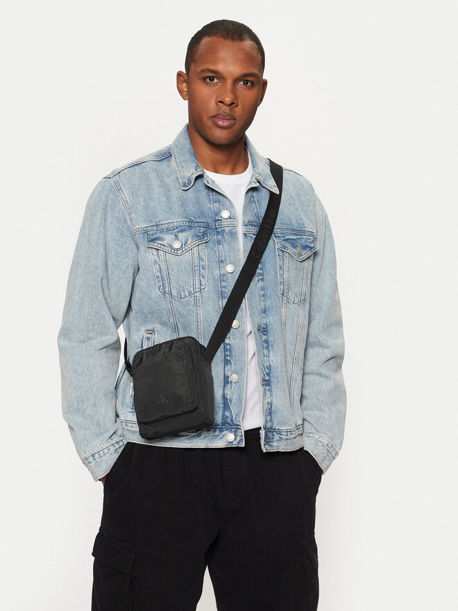 Calvin Klein Jeans Saszetka Calvin Klein Jeans K50K513024 Czarny