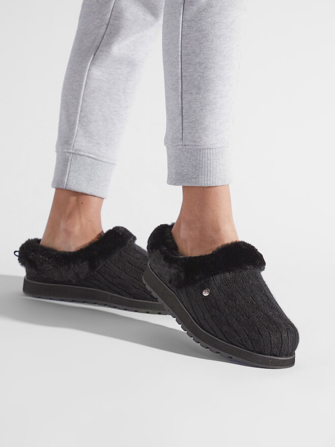 Skechers Παντόφλες Σπιτιού Skechers BOBS Ice Angel 31204/BBK Μαύρο
