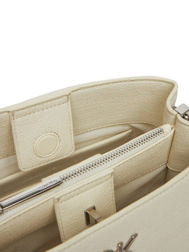 Calvin Klein Geantă Calvin Klein Ck Bucket Bag_Tex K60K613179 Alb