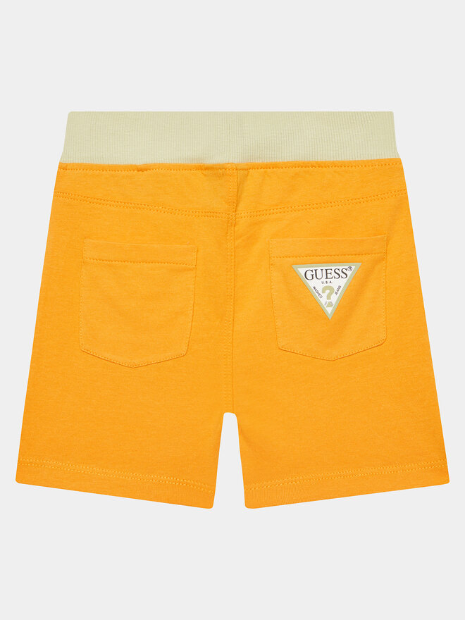 Guess Guess Conjunto de camiseta y pantalones cortos deportivos I4GG00 K8HM3 De color Regular Fit