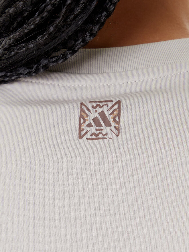 adidas adidas Marškinėliai Animal Graphic JM4423 Smėlio Regular Fit