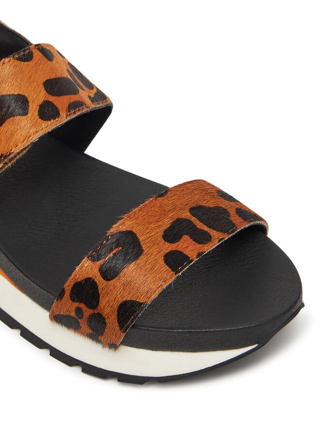 Gioseppo Sandalen Gioseppo Leverett 74954-P Braun