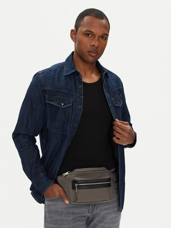Calvin Klein Чанта за кръст Calvin Klein Contrast Belt Bag LV04D3073G Сив