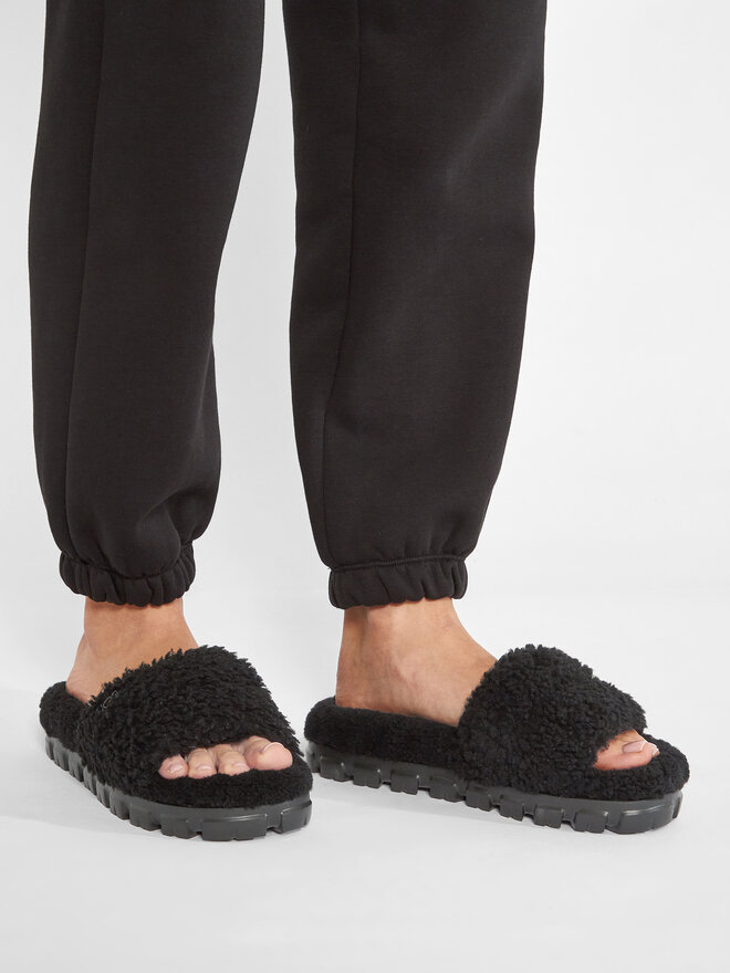 Ugg Şlapi Ugg W Cozetta Curly 1130838 Negru